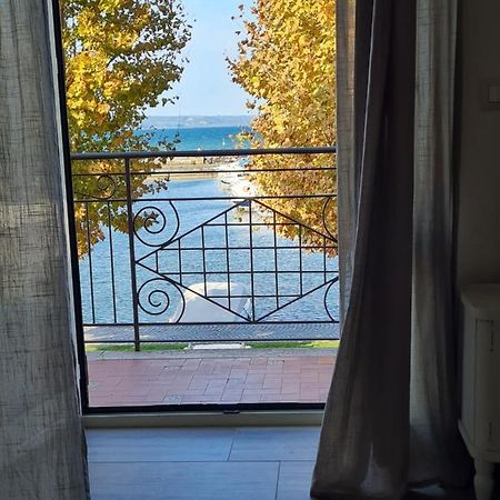 La Casetta Del Nonno Capodimonte Luaran gambar