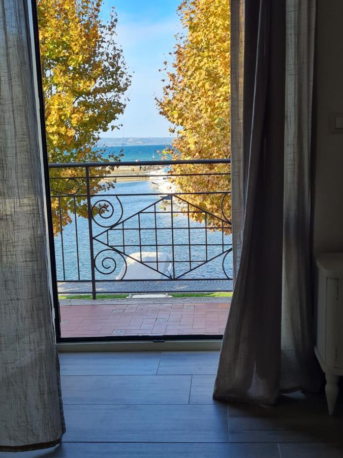 La Casetta Del Nonno Capodimonte Luaran gambar